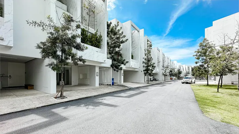 The Residence Prime — Prime 19