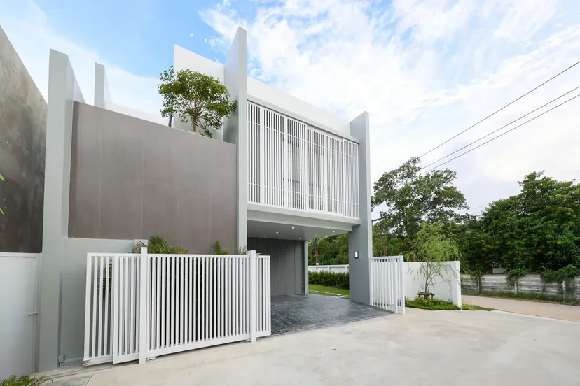 Larimar Villas Chalong — Exterior Render 7